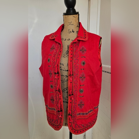 Graff by UM Company Embroidered Red Open Front Casual Vest - Picture 12 of 16